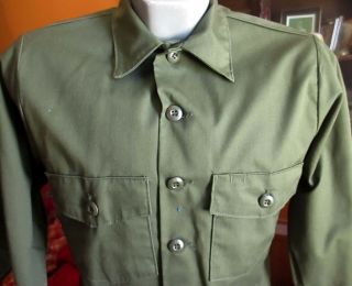 Medium True Vtg 70s 1979 Army Green Utility Durable Press Shirt Shade 507