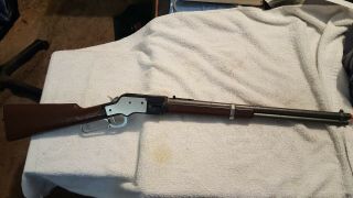 Vintage Mattel Winchester Saddle Gun Rifle Cap Gun (toy)