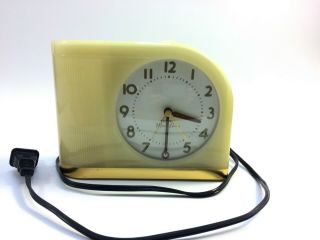 Flashing / Light Up Alarm Clock,  Westclox Big Ben Moonbeam 43000,  1950s Style
