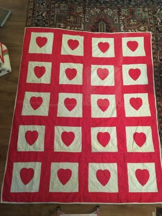 Vintage Applique / Patchwork Calico Heart Quilt 80 X 65 20th C Aafa Red & White