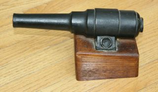 Rare Model 10w Big - Bang Cast Iron Toy Cannon Mounted On Oak Very Heavy