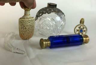 Antique Perfume Bottles Vanity Dresser Royal Worcestor Vinaigrette Silver Top