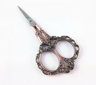 Sewing Tool Vintage Antique Plum Blossom Needlework Embroidery Scissors Copper