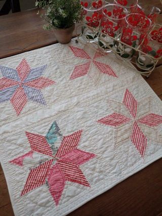 Vintage Home Pink Or Red Star Farmhouse Cottage Table Or Doll Quilt 18x18