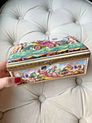 Stunning Antique Capodimonte Porcelain Casket Box W Ormolu Hinge Cherub Figure