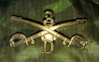 Spanish American War,  Us Army 3rd Cavalry Regiment Co “d” Cap Badge,  Screw - Back