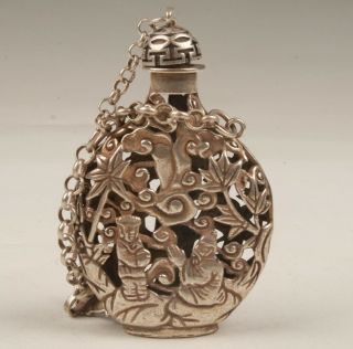Chinese Tibetan Silver Handmade Hollowed Carving Fiower Snuff Bottle Pendant