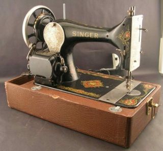 Antique Singer Model 15 Portable Sewing Machine With Case Decals Accessories 3