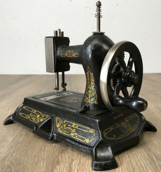 F W Muller 19 Child Sewing Machine Hand Crank Cast Iron Antique Made In Germany 4
