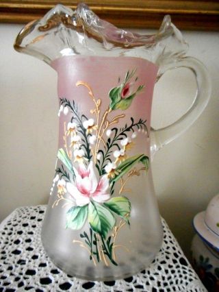 Gorgeous Antique Victorian hand enamelled glass jug and 2 tumblers 4