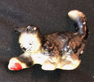 Cast Iron Hubley Cat With Ball Hand - Pained Paperweight Antique 2 " Statue Figure