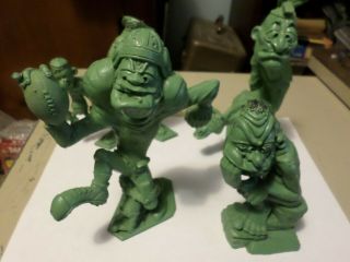 4 Vintage 1963 Louis Marx Nutty Mads Green Figures End Zone Hogan Indian Chief 6