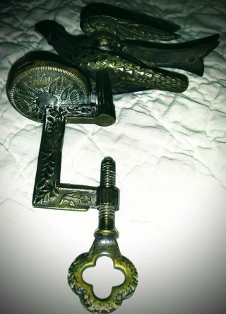 Vtg Metal Sewing Bird w/ Pin Cushion & Table Clamp,  bird ' s mouth holds fabric 8