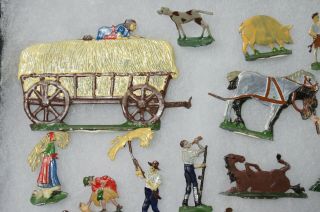 24 Piece Vintage German Hans Heinrich Zinnfiguren Farmer Scene Painted Tin Flats 4