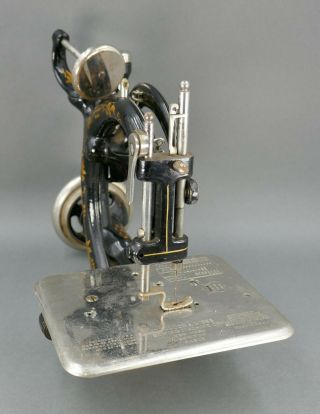 Antique Willcox & Gibbs Automatic 4 Mode Chain Stitch Miniature Sewing Machine 10