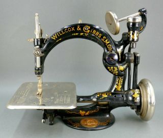 Antique Willcox & Gibbs Automatic 4 Mode Chain Stitch Miniature Sewing Machine
