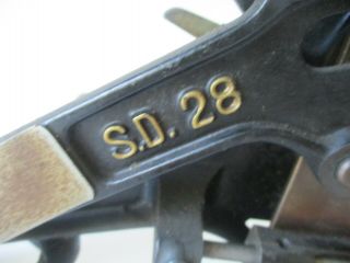 Junker & Ruh SD28 Leather cobbler sewing machine 3