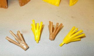 Marx Fort Apache,  Western Playsets Hard Plastic Tee Pees (4) Brown & Yellow Ones 3