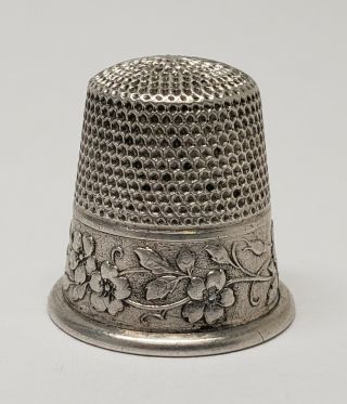 Antique Webster Co.  Sterling Silver Thimble Wild Rose 