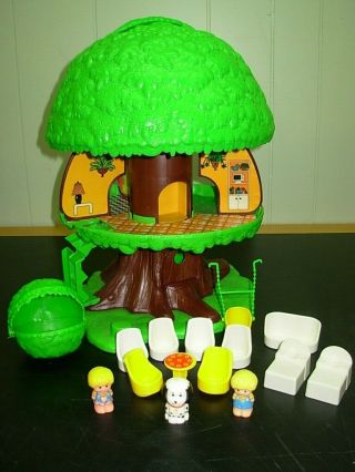 Vintage Kenner General Mills 1975 Tree Tots Family Treehouse Set