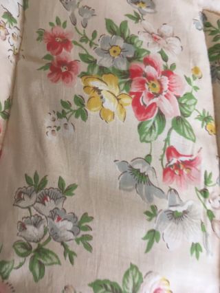 Cute Floral Vintage Eiderdown Quilt Bedcover Bright Colours Size small 8