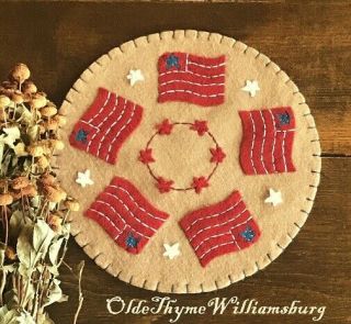 Primitive Stitchery Amercana American Flags Penny Rug Stars & Stripe Candle Mat