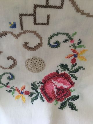 LARGE VINTAGE CROSS STITCH AND CROCHET TABLECLOTH 8 Ft X 6 Ft 4