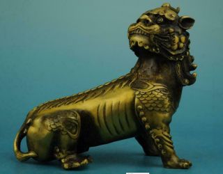 Chinese Old Fengshui Pure Copper Hand - Carved Unicorn Beast Pi Xiu Statue E01
