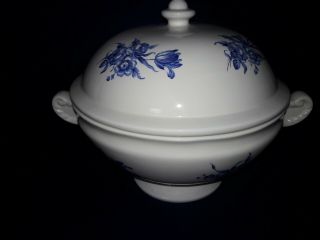 VINTAGE BLUE & WHITE FRENCH SOUP TUREEN 4