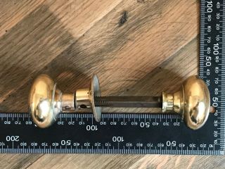 A Victorian Solid Brass Door Handles Knobs Back Plate Spindle Screws a5 5