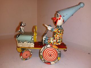 Vintage Unique Art Mfg Co.  Artie The Clown Car Tin Litho Wind Up Toy U.  S.  A