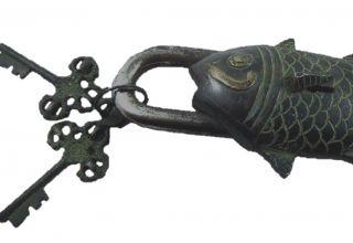Fish Shape Antique Vintage Style Handmade Solid Brass Door PadLock & Keys Gift 5