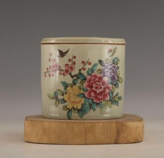 China Old Porcelain Tongzhi Famille Rose Hand Painting Flower Bird Cricket Tank