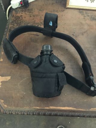 Vintage Us Army Military Canteen With Insulated Cover And Belt Hanger