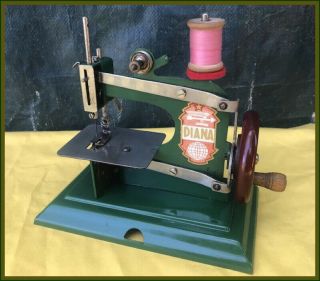 Rare Antique Schurhoff Diana Toy Hand Crank Sewing Machine