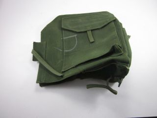 82 PATTERN GAS MASK POUCH C4 CANADIAN MILITARY CANADA 1982 WE ' 82 P - 82 WEBBING 3