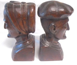 Jose Alberdi Carved Wood Folk Art Busts of Man and Woman Couple Bookends 2
