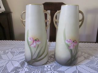 ANTIQUE I E & C CO JAPAN HAND PAINTED DAFFODILS MANTLE VASES 5