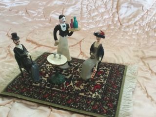 VINTAGE LEAD METAL TOY FIGURES PARIS BISTRO SCENE WAITER COUPLE AT TABLE 4 pc 3