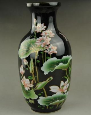 Chinese Old Exquisite Hand - Painted Lotus Porcelain Vase Collectible Black