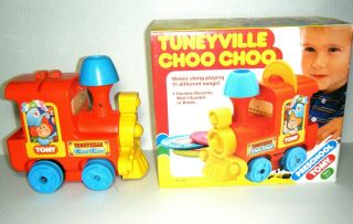 VINTAGE TUNEYVILLE CHOO CHOO Musical Train Toy COMPLETE 2