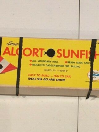 Dumas Alcort Sunfish Toy Sailboat Kit 7