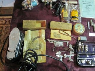 Vintage Willcox & Gibbs Sewing Machine With Accessories