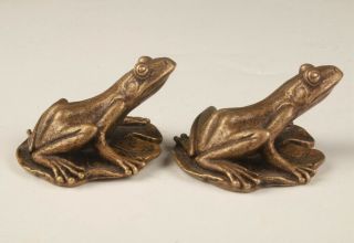 2 CHINESE BRONZE HAND CASTING FROG FIGURINES STATUE GOOD LUCK DECORATIVE GIFT 4