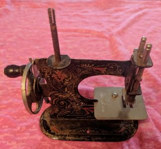 Pre 1930s German Made Toy Sewing Machine