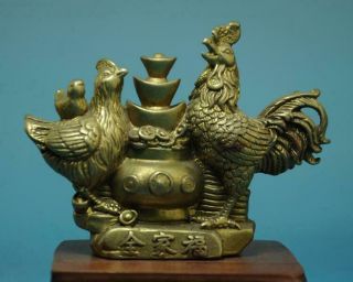 China Old Hand Carving Copper Chinese Zodiac Chicken Family Portrait Statue B02
