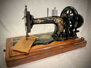 Antique Vintage Singer Family 12 Fiddlebase Hand Crank Sewing Machine 1876
