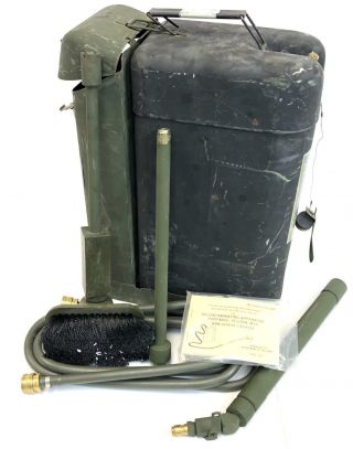 Vintage Us Army Portable 14l M13 Decontaminating Apparatus Jerry Can 1984