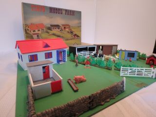Early 1970s Timpo Large Farm Playset Easy Clip - It Buildings Playbase & Animals
