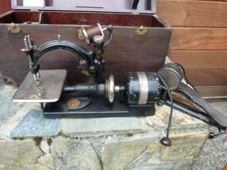 Antique Willcox & Gibbs Sewing Machine W/ Instructions And Pedal